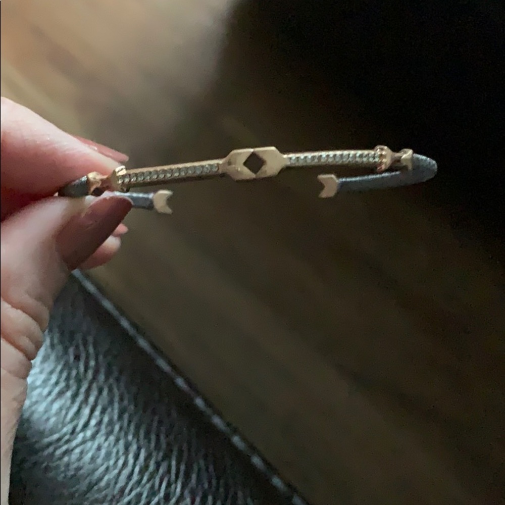 Resilience cuff